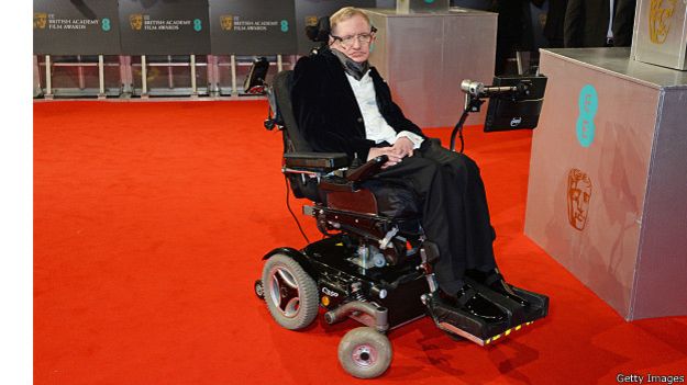 ۱۵۰۲۲۶۱۳۰۰۵۲_hawking_624x351_gettyimages